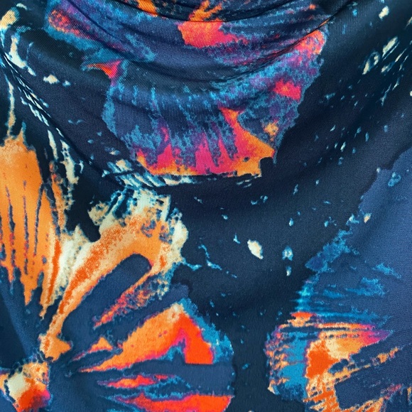 Patterned BCBGMAXAZRIA Bright Coloured Dress - Picture 3 of 4